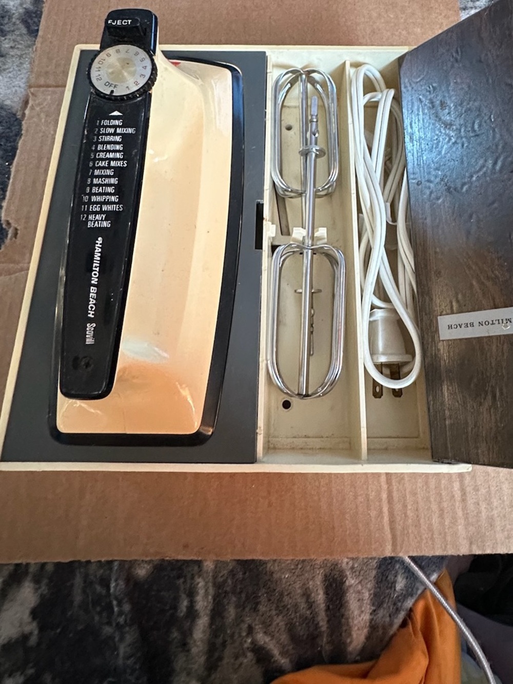 Vintage 90’s Hamilton Beach Cream and Black Hand Mixer with Case
